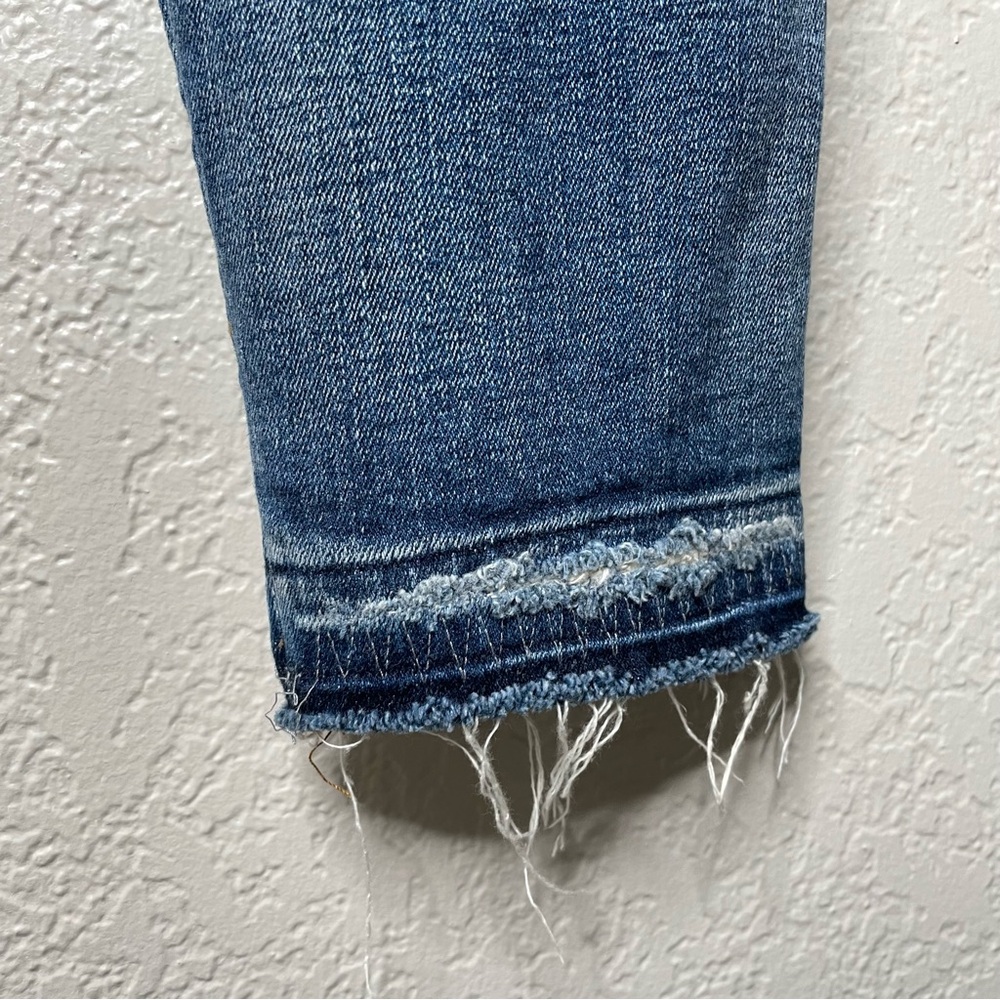 Madewell 9" Mid-Rise Skinny Jeans in York Wash: Rip and Repair Edition Denim - Picture 11 of 13